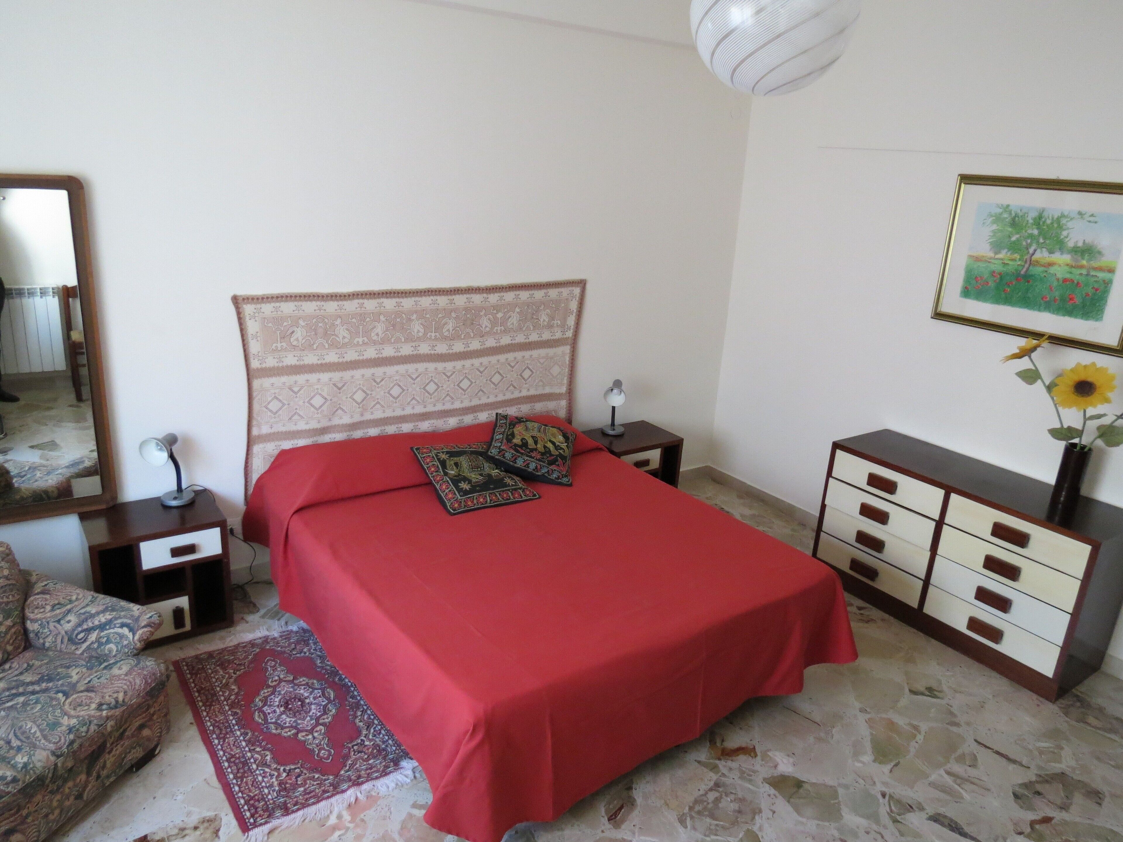 A central Palermo large apartment, bright, quiet, wi-fi