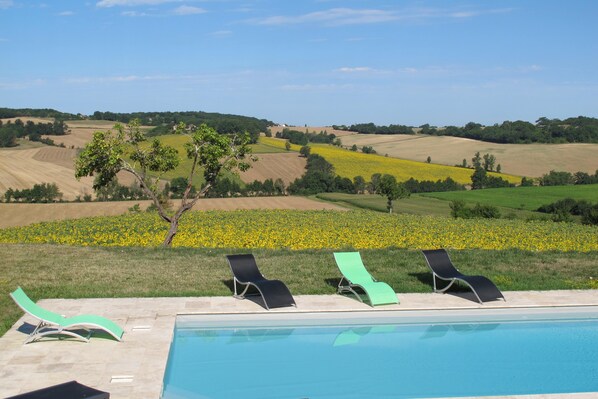 Piscina a l'aire lliure