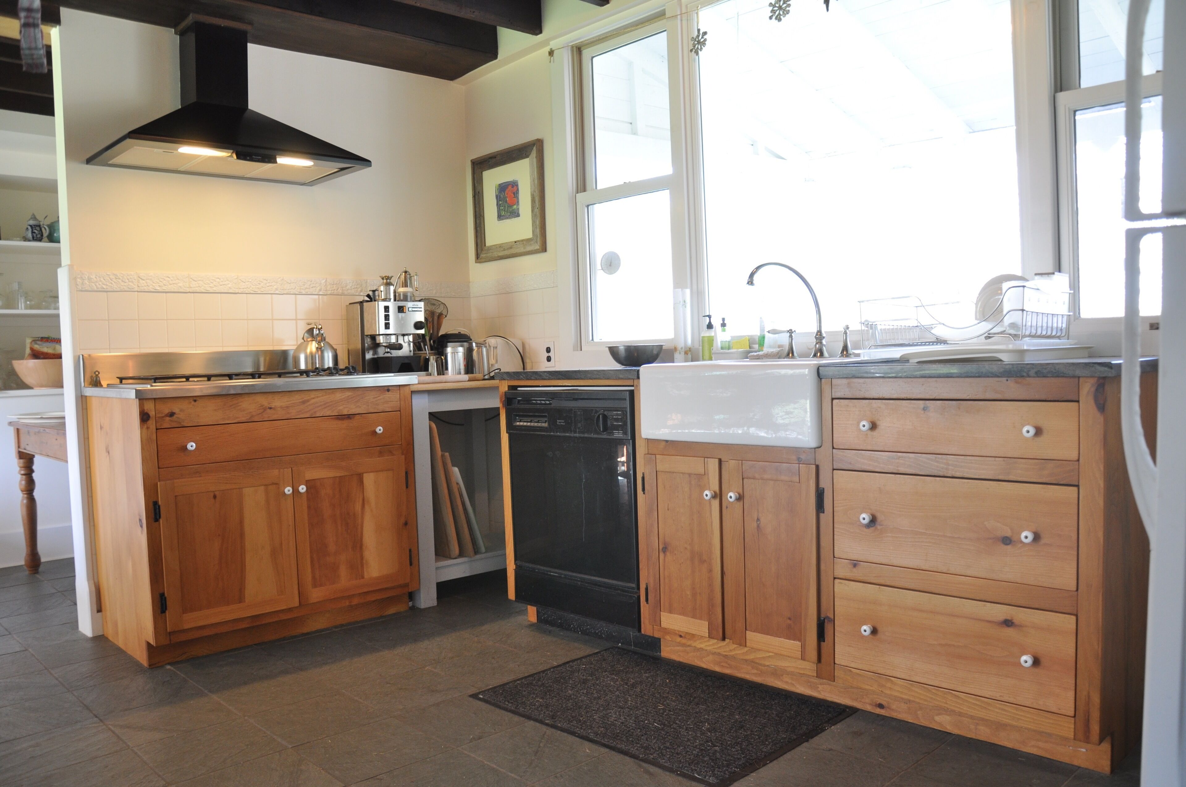 Renovated Historic Cragsmoor Mountaintop Home with Grand Piano