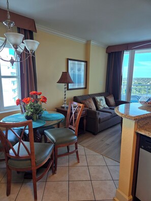 Smart TV, DVD player, table tennis, books