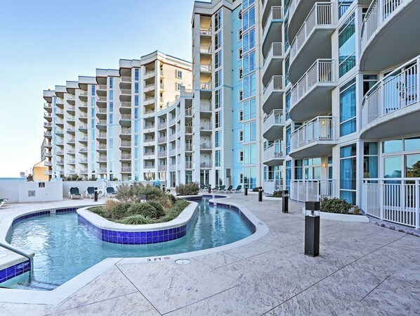 Indoor pool, outdoor pool