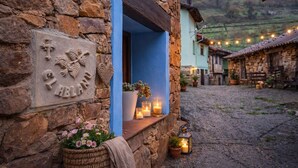 Unclassified image, 5 of 40, button - Magical Place, Ideal Couples: Jacuzzi, Mountains, Barbecue And Fireplace (Asturias)