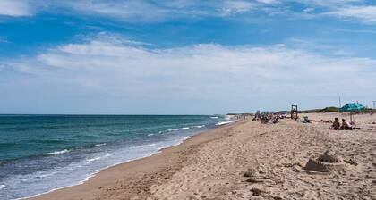 0. 8 kilometriä Nauset Beach Moderni, WiFi, Keski AC, SLP jopa 14