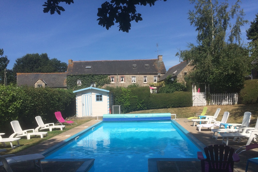 Laurel Cottage, Heated Swimming Pool, Free Wifi, Satellite TV, Ferry Discount