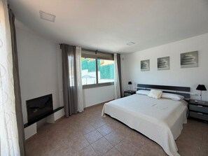6 habitaciones y wifi gratis 