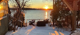 Lovely Waterfront Suite near Portsmouth
