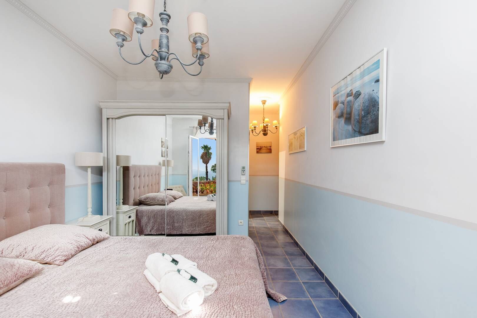 5 bedrooms, free WiFi