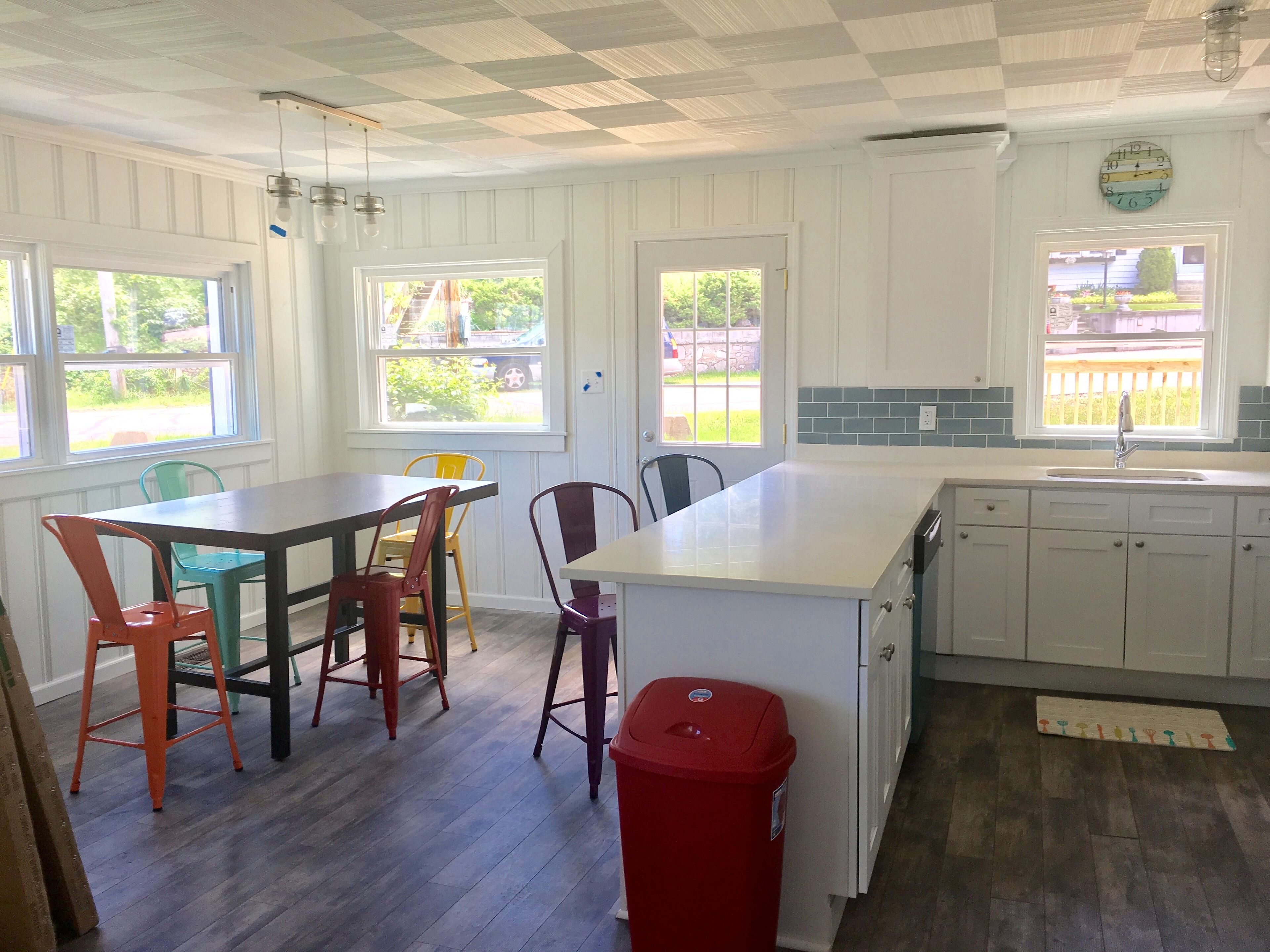 New Rehab! Beautiful Beach Rental Close To Beach, Park, & Zoo