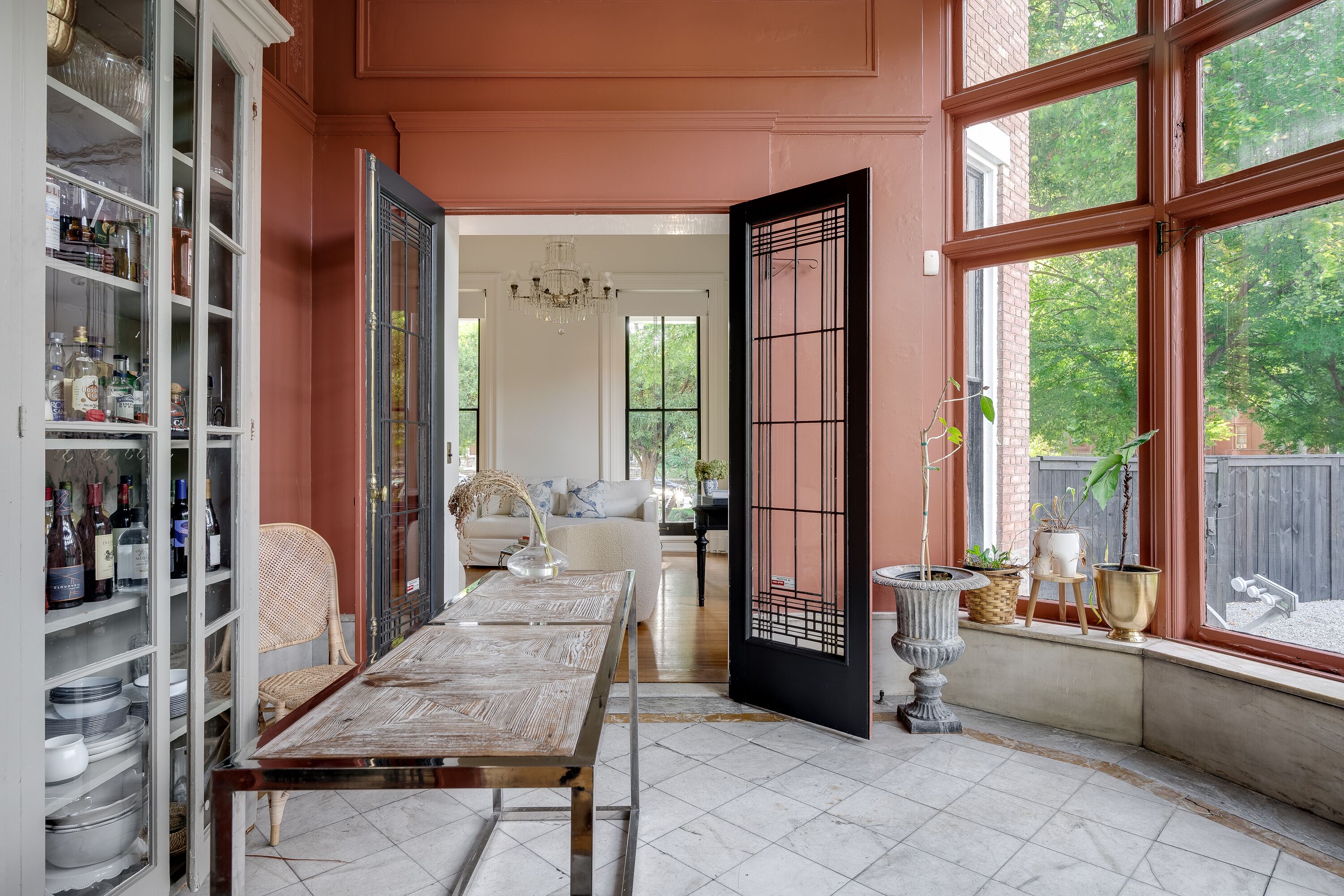 Renovated historic home on Millionaires row, 5 minutes to The Kentucky Derby