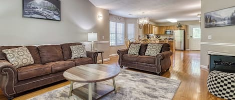 Flat-screen TV, fireplace, video games