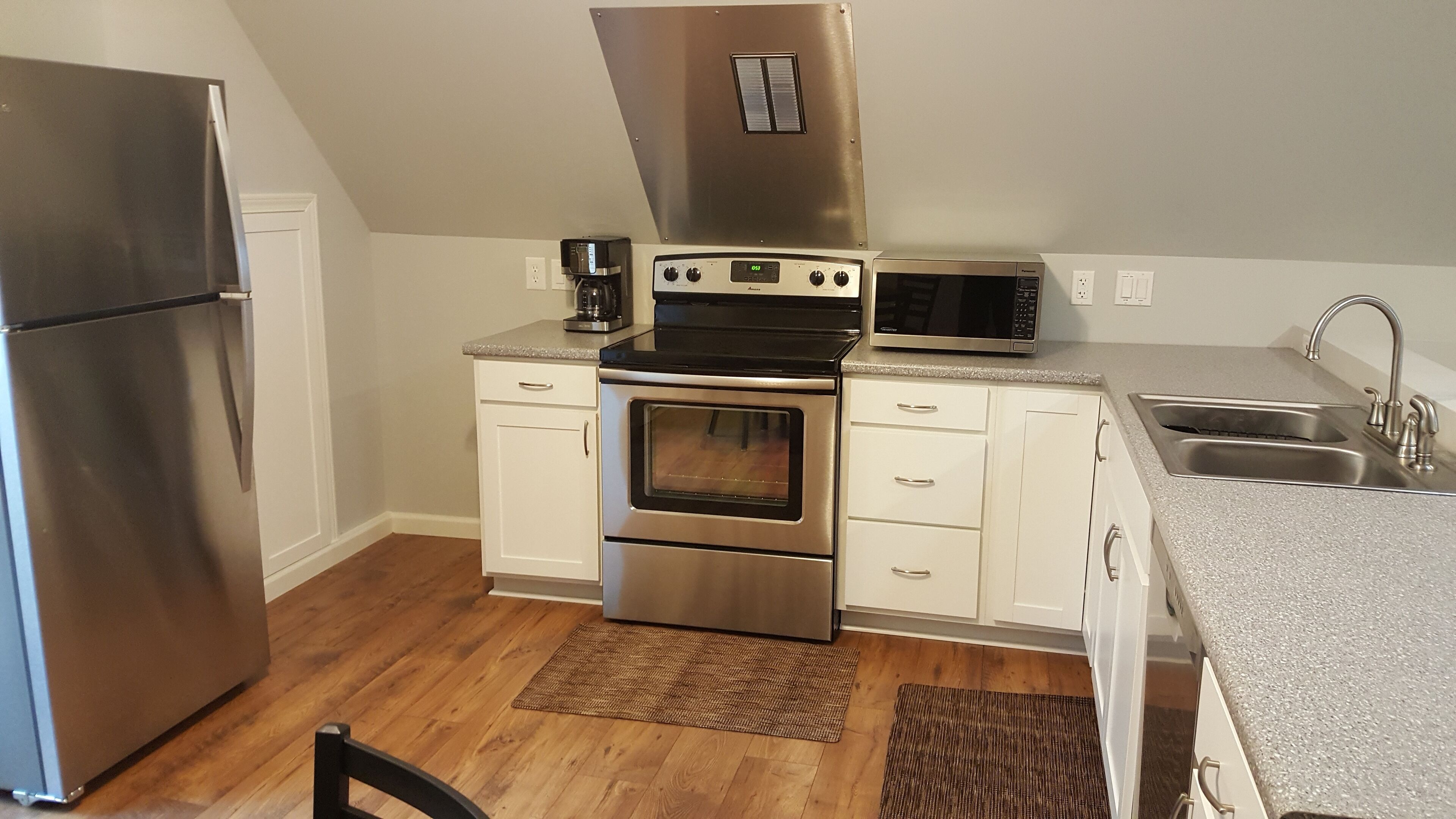 Suburban Mountain Top Apartment