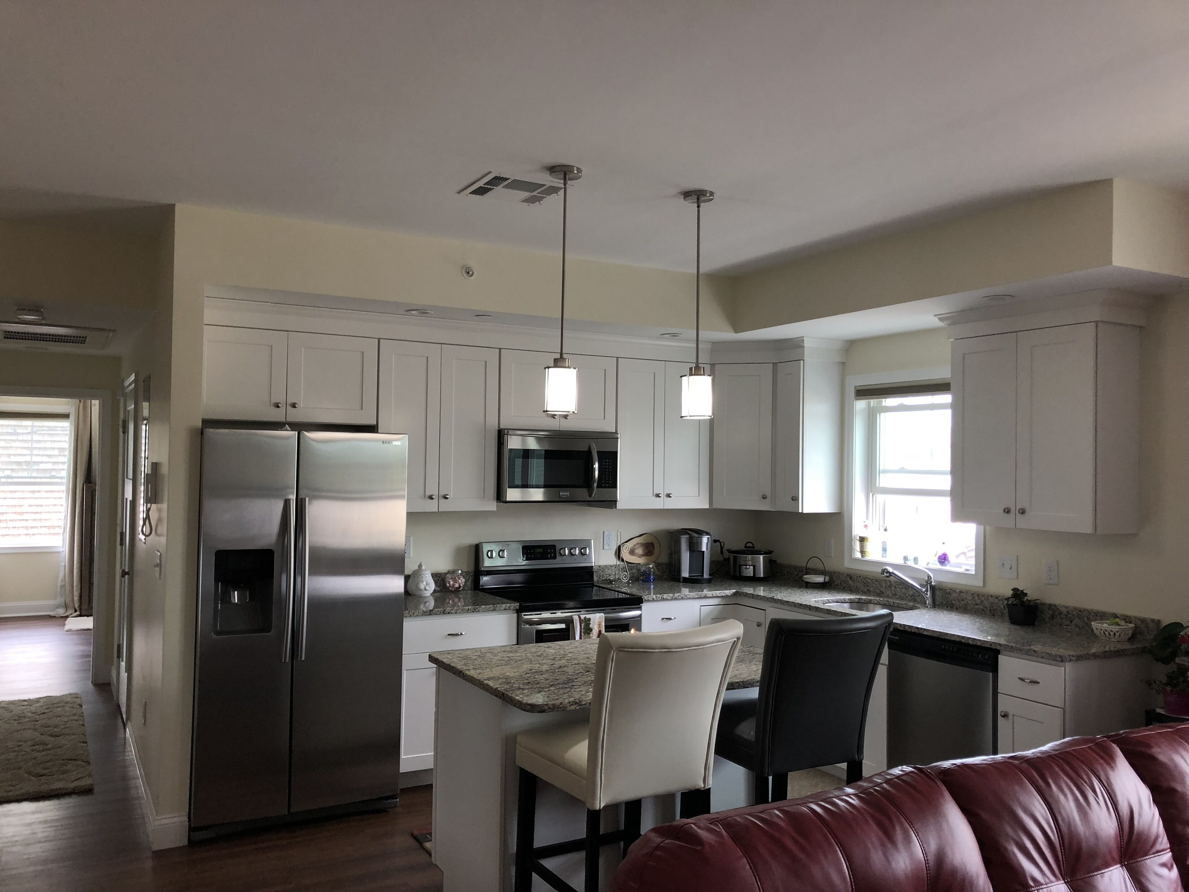 Luxury Condo-Seafood Festival Spec. - three nights with later checkout!🎪