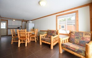 Interior - Beautiful lakeside 2 Bedroom cabin on private lake (Cabin#4) (Brainerd)