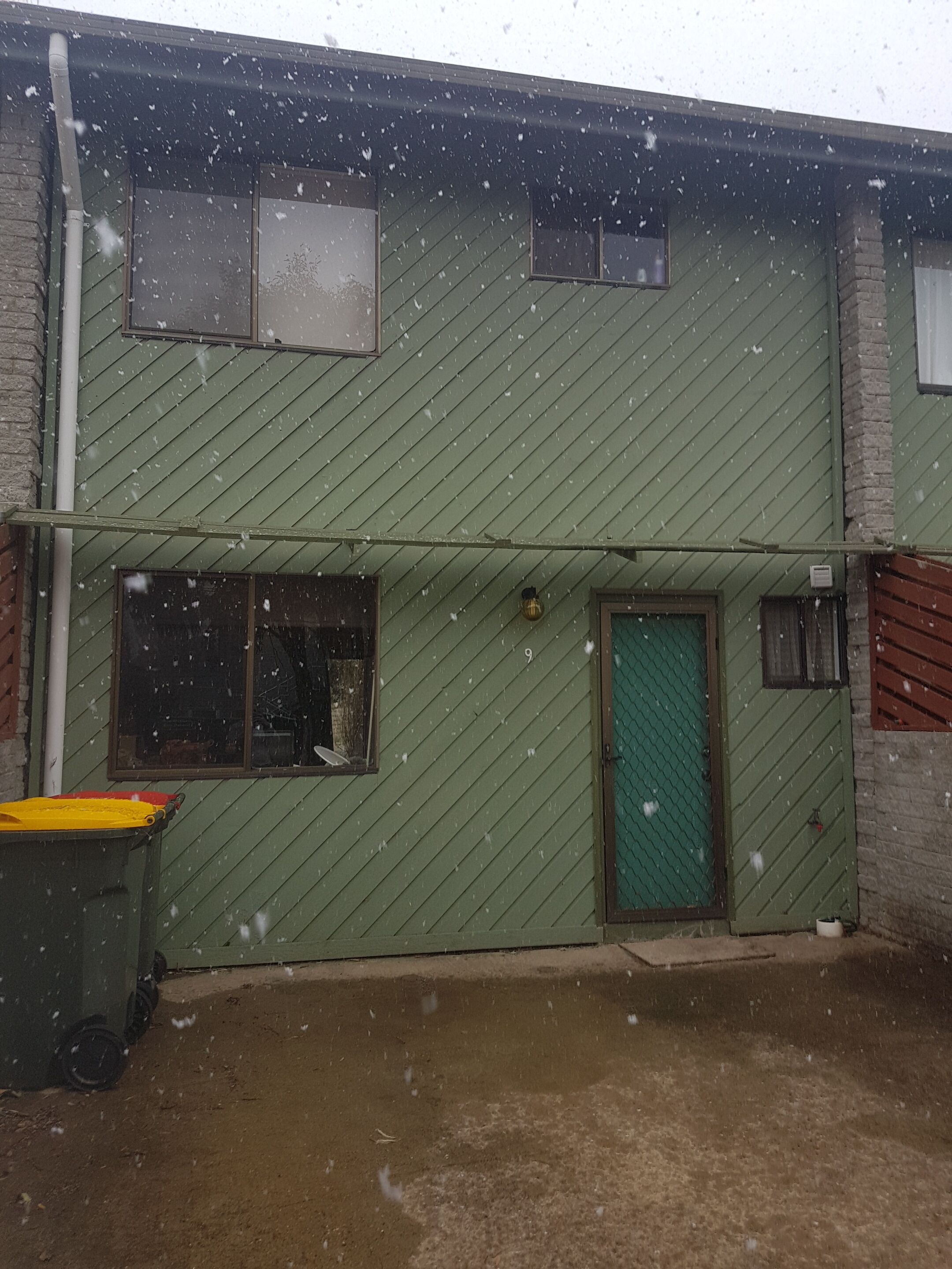 Comfortable, Family friendly Snow Vacation sleeps 6