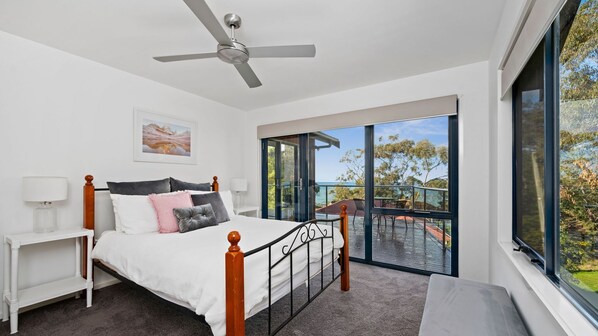 3 bedrooms, iron/ironing board, WiFi