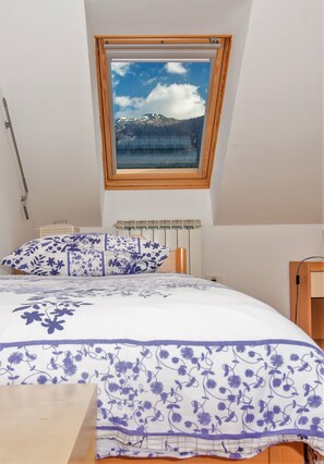 2 Schlafzimmer, Zimmersafe, Bügeleisen/Bügelbrett, WLAN