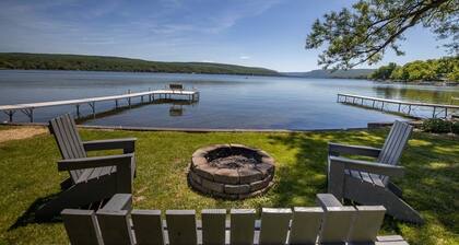 The North Star of Honeoye: Family Friendly, Great View of Honeoye Lake!