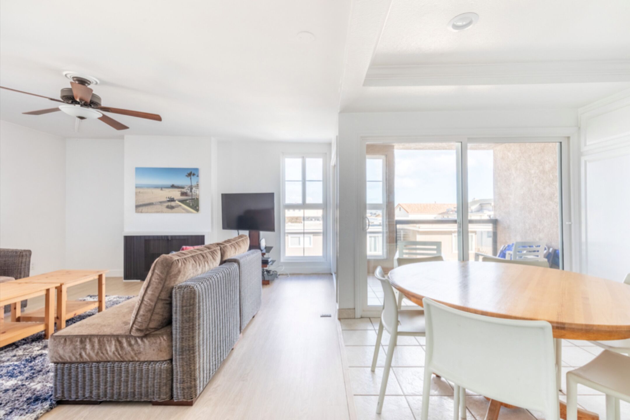 Televisión y reproductor de DVD 