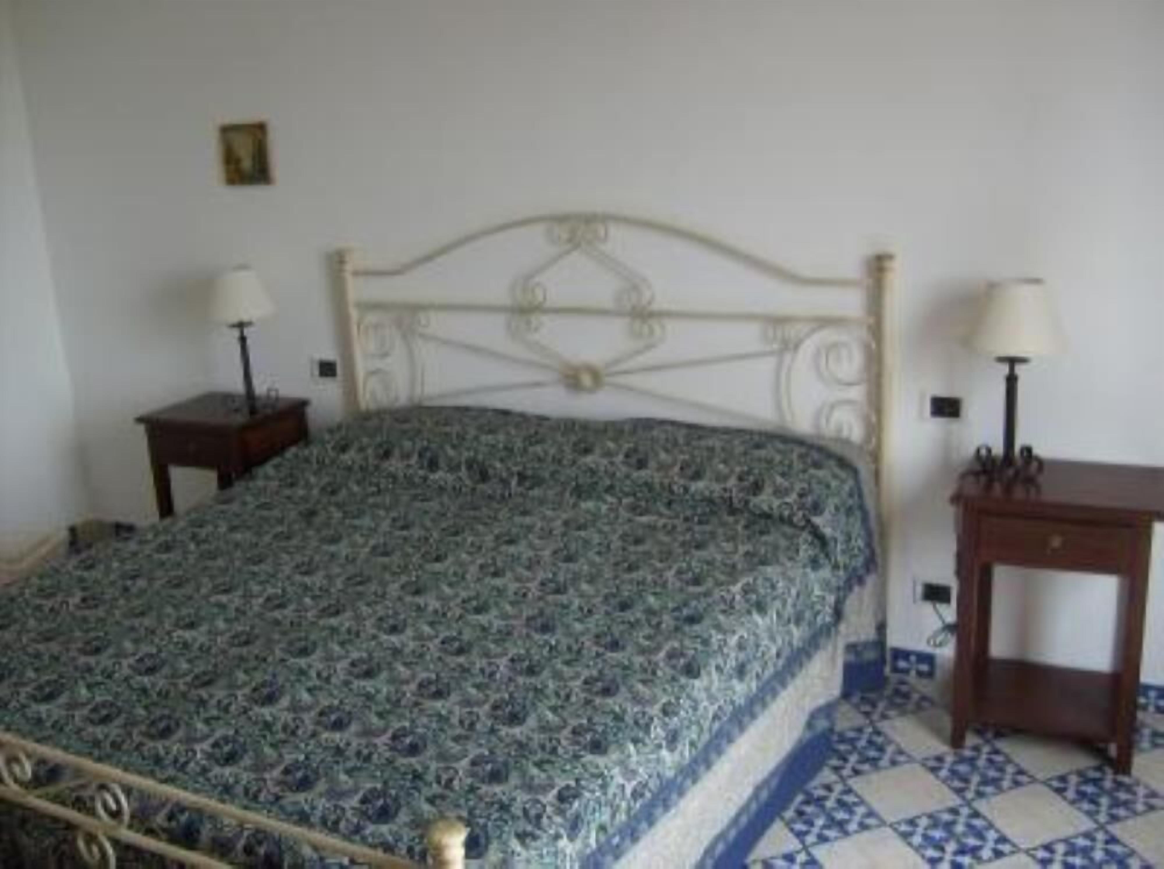 Nice villa in Lingua At 80m from The sea