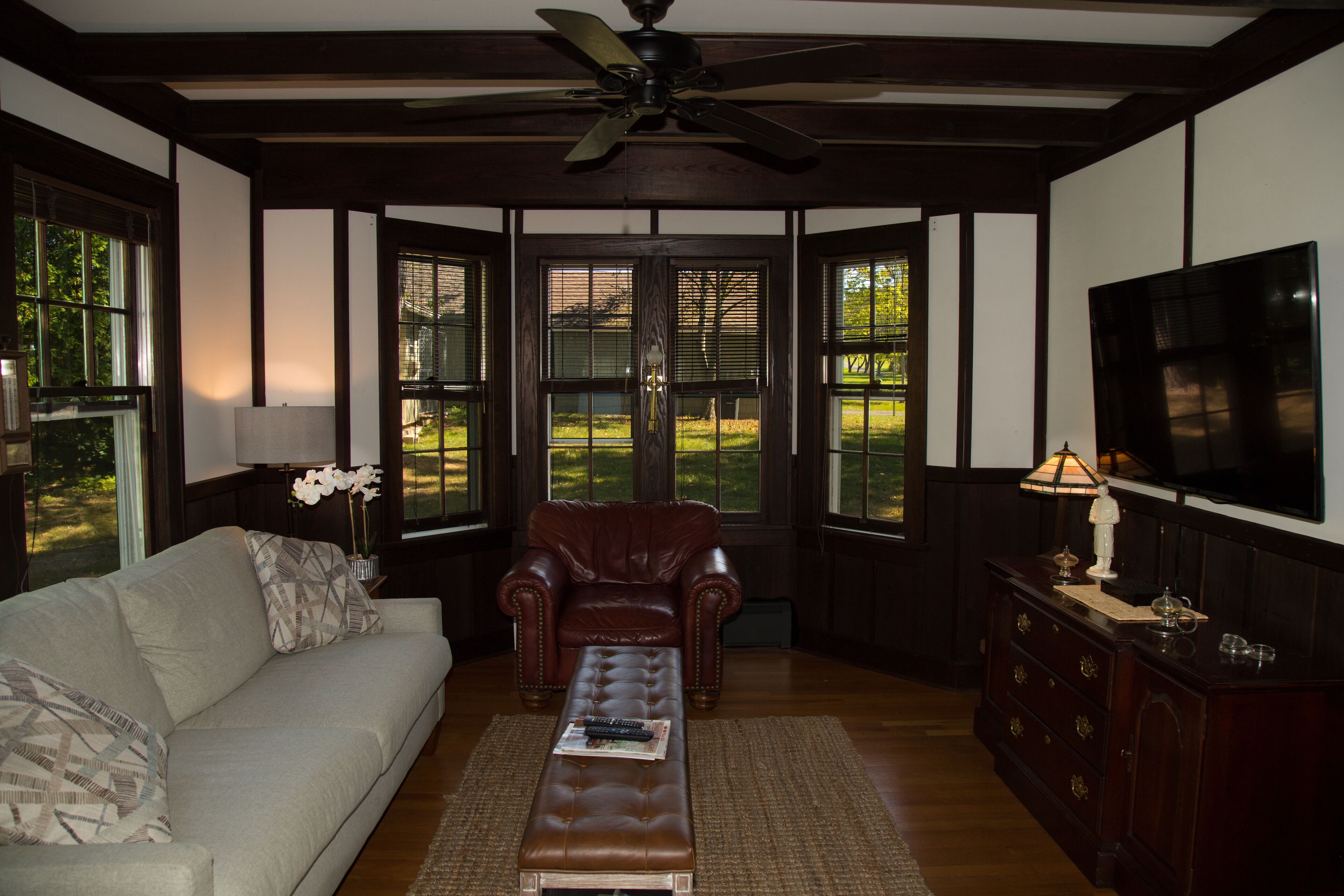 SPECTACULAR  EAST-SIDE COTTAGE ON KEUKA LAKE