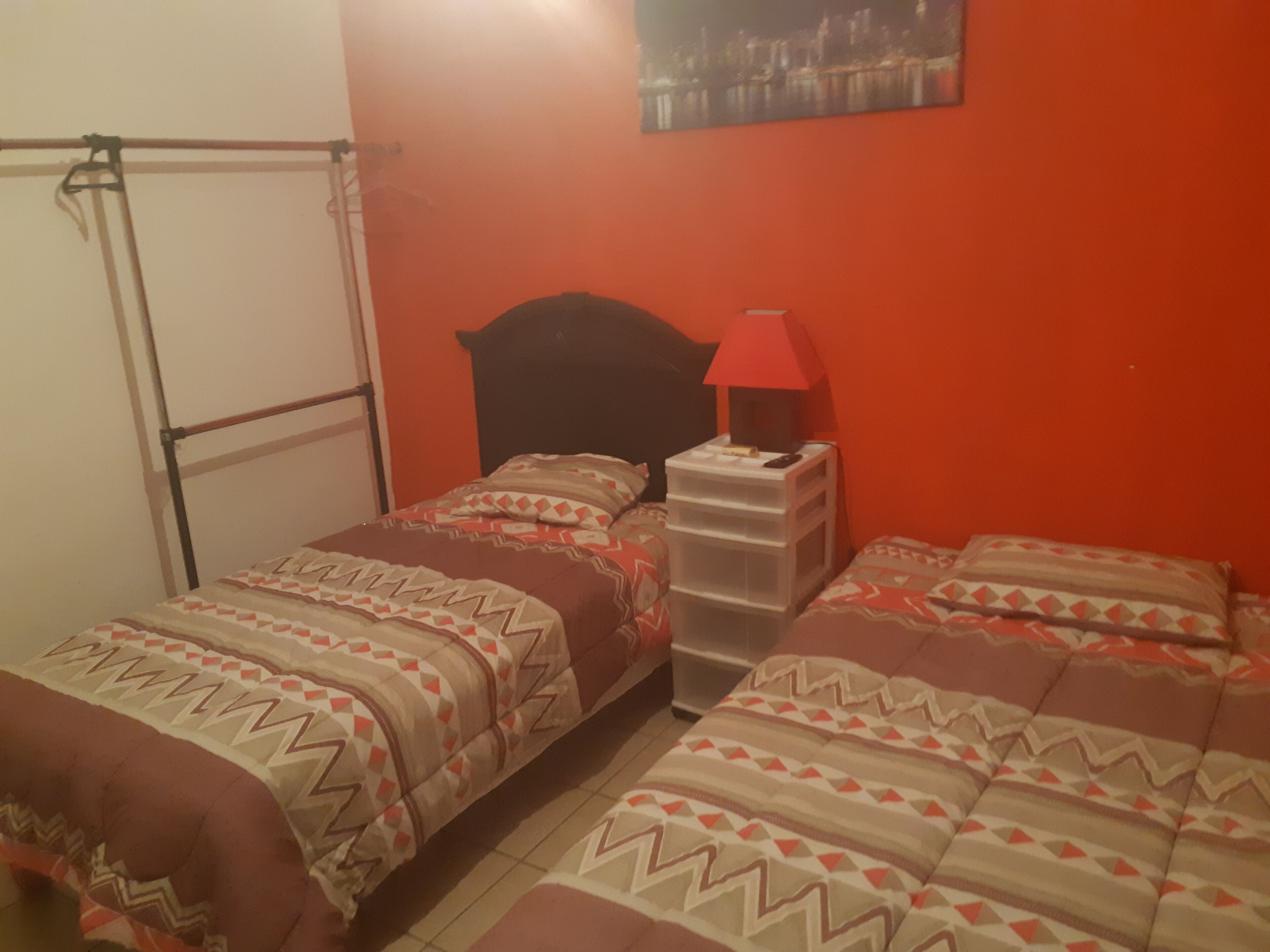 Casa en Bonanza en la cual yo vivo  permanentemente en la propiedad soy el dueño