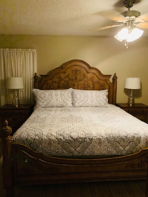 3 bedrooms, iron/ironing board, free WiFi, bed sheets