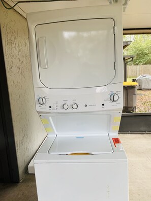 Interior - “BrightHouse VII” Collins Beautiful Single Family 3/2 (Jacksonville)
