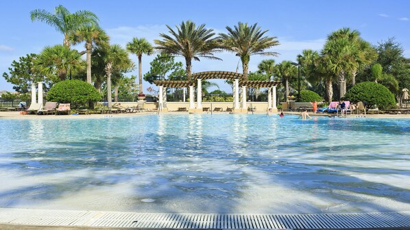 Piscine extérieure
