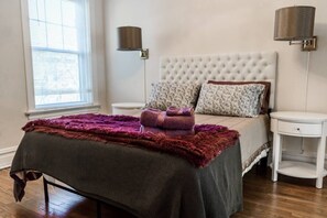 1 bedroom, memory-foam beds, iron/ironing board, WiFi