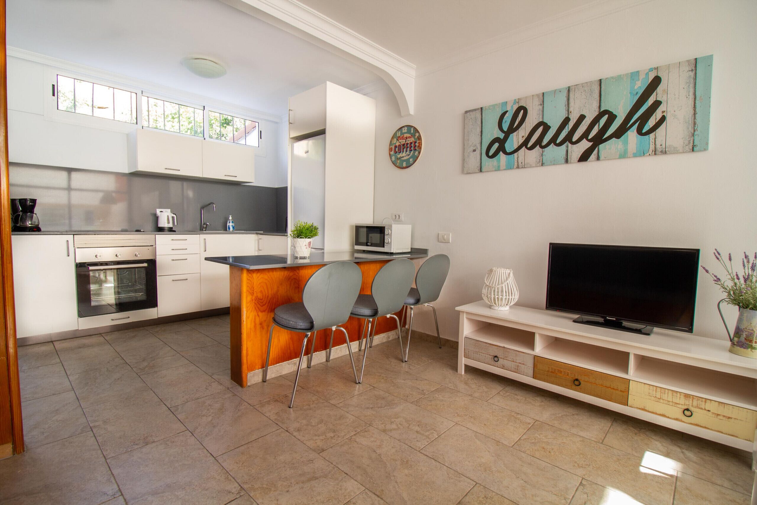 Flatguest PR Beach - Terrace + Garden + 24H