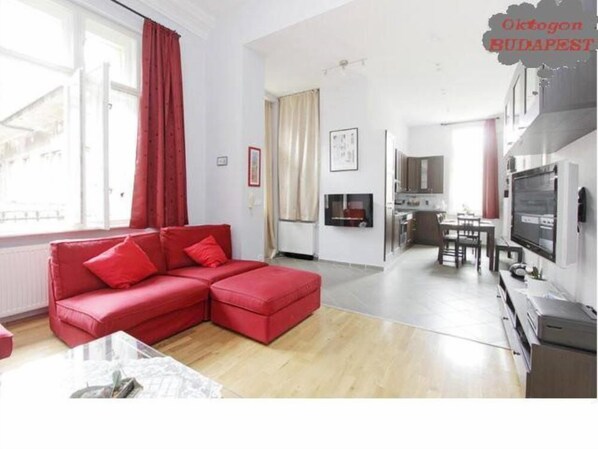 电视、DVD 播放器、书