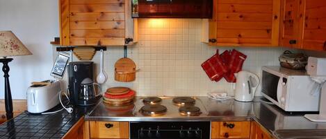 Oven, stovetop, dishwasher