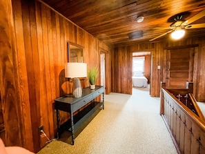 5 bedrooms, iron/ironing board, WiFi