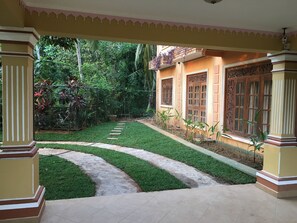 Exterior - Mount House Hotel (Dikwella)