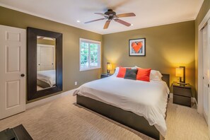 2 chambres, fer et planche à repasser, Wi-Fi gratuit, draps fournis