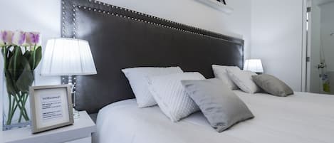 3 Schlafzimmer, Zimmersafe, Schreibtisch, Bügeleisen/Bügelbrett
