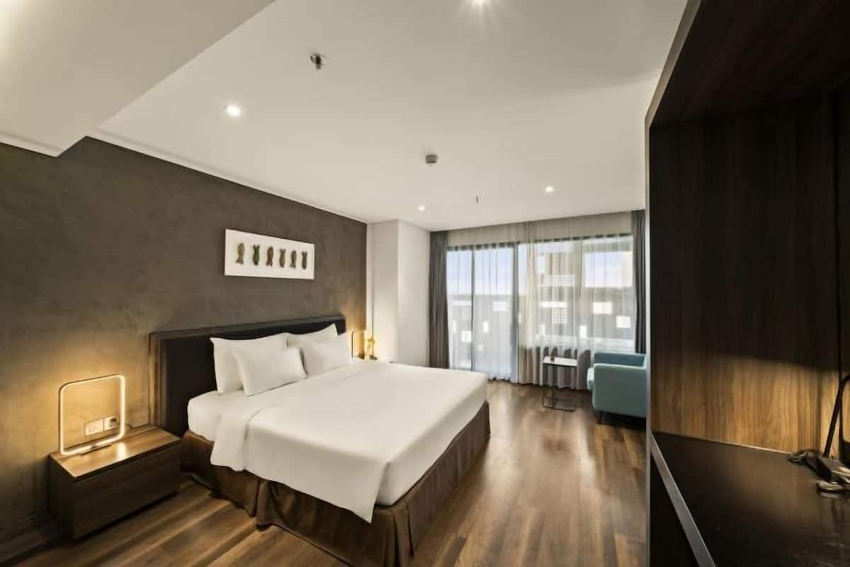 1 Schlafzimmer, Minibar, Zimmersafe, Schreibtisch
