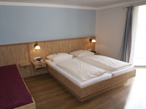 1 chambre, accès à Internet, literie fournie