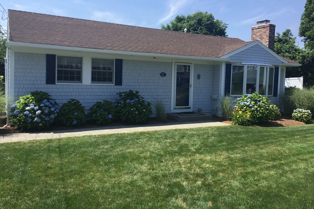 Charming 3-BR Cape in a private setting walkable to the beach and town!