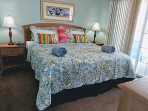 4 bedrooms, desk, iron/ironing board, free WiFi