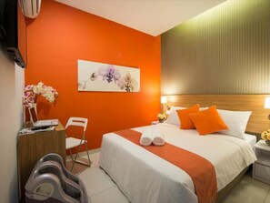 Desk, soundproofing, iron/ironing board, free WiFi - Sovotel Kelana Jaya 73 (Petaling Jaya)