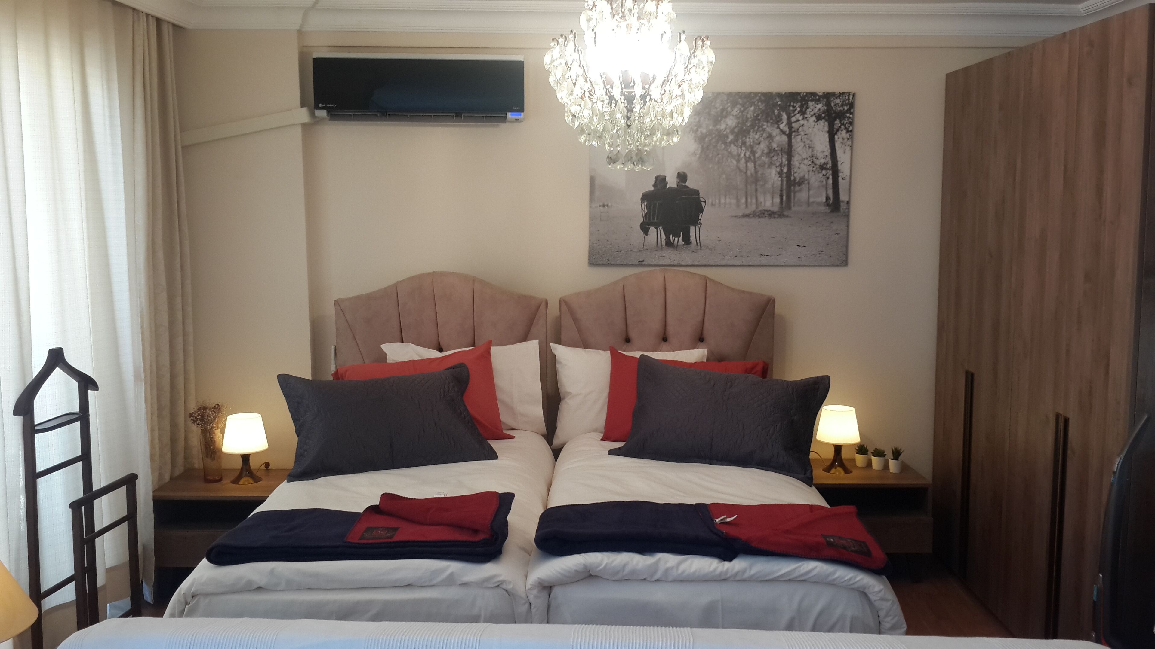 Suite room. In the elite district of Kadikoy.