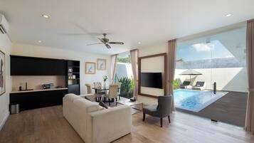 Deluxe-Villa, 2 Schlafzimmer, Poolblick | Eigene Küche