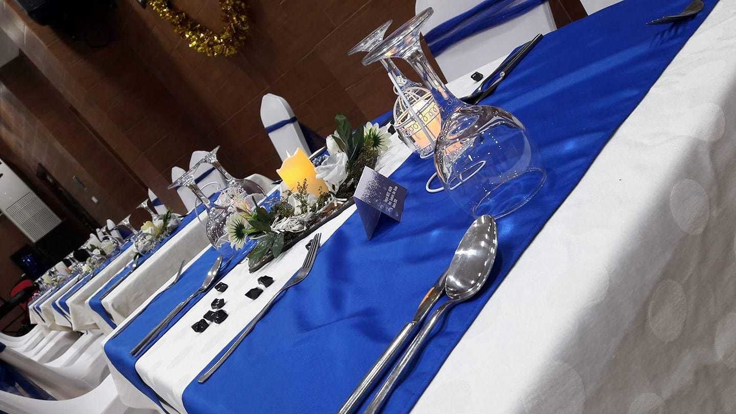 breakfast, lunch, dinner served; local and international cuisine