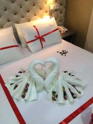 Minibar, in-room safe, desk, blackout curtains - Timgad Hotel Hazem (Batna)