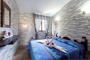 2 Schlafzimmer, Internetzugang, BettwÀsche