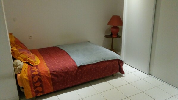 1 bedroom, iron/ironing board, WiFi, bed sheets