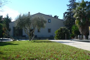 Exterior - LARGE HOUSE IN A MAS WITH POOL GARDEN CALM NEAR THE SEA AND PERPIGNAN (Cabestany)