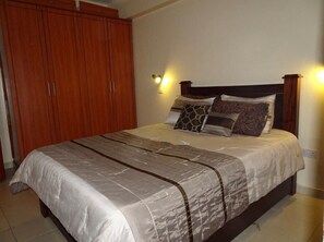 2 chambres, accès au Wi-Fi (inclus)