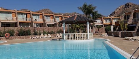 Alberca al aire libre